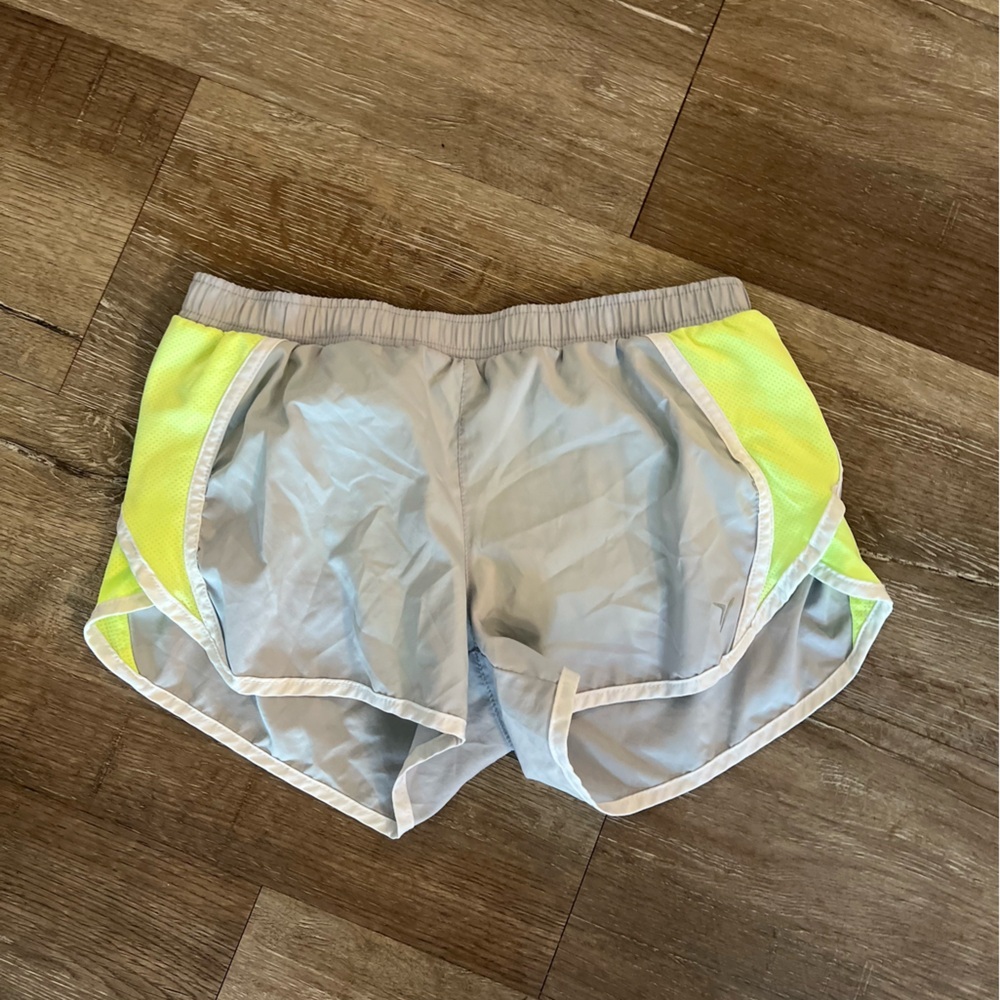 Active Shorts Grey and Neon yellow build in bottoms